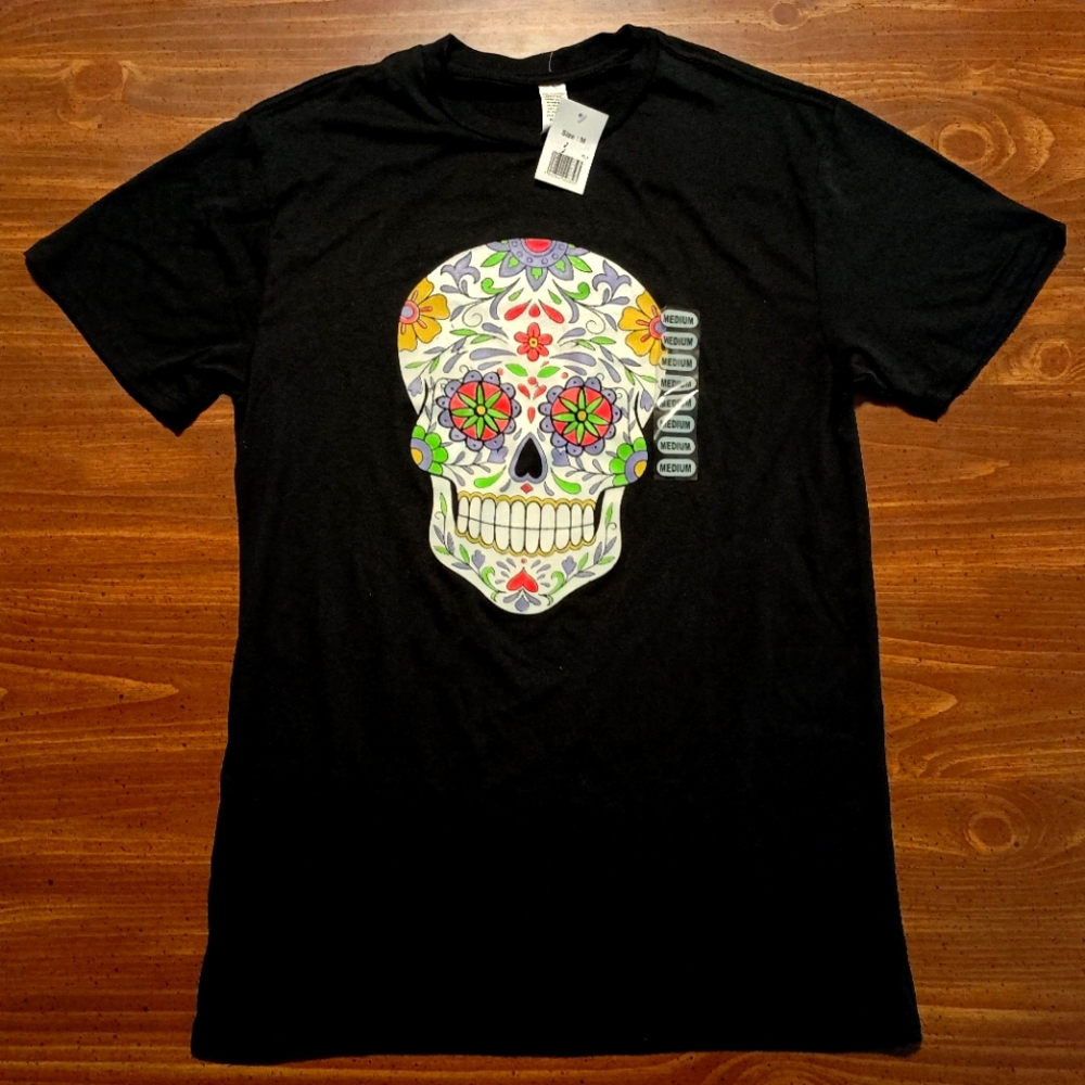 SUGAR SKULL T-SHIRT - NWT - Medium // Dia Muertos Halloween New Tee Shirt
